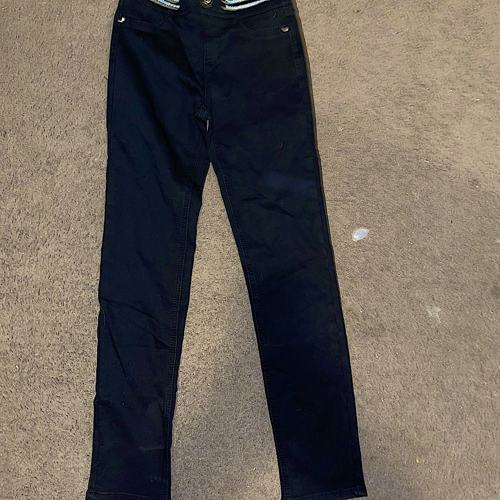 Black skinny jeans